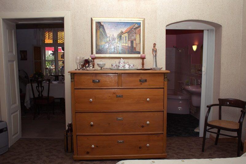 Fonagy Es Walter Vendeg- Es Borhaz Bed & Breakfast Vác Dış mekan fotoğraf